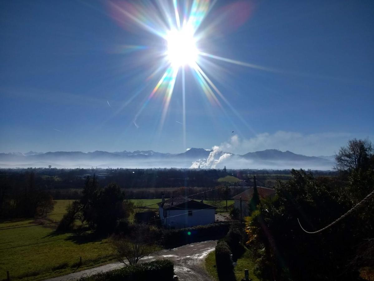 Pyrenees Vue Gite - Vues Fantastique, Parking Gratuit Sur Place & Piscine サン・ゴーダンス エクステリア 写真