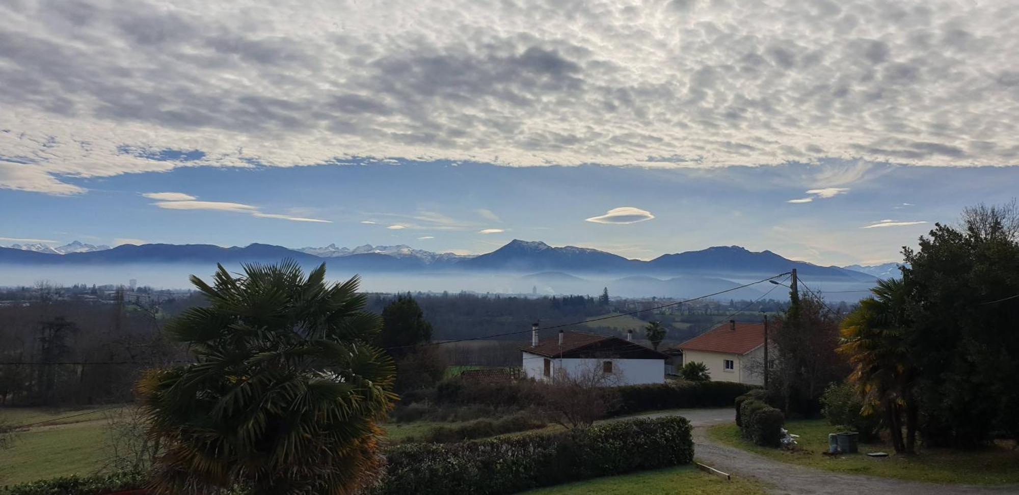 Pyrenees Vue Gite - Vues Fantastique, Parking Gratuit Sur Place & Piscine サン・ゴーダンス エクステリア 写真