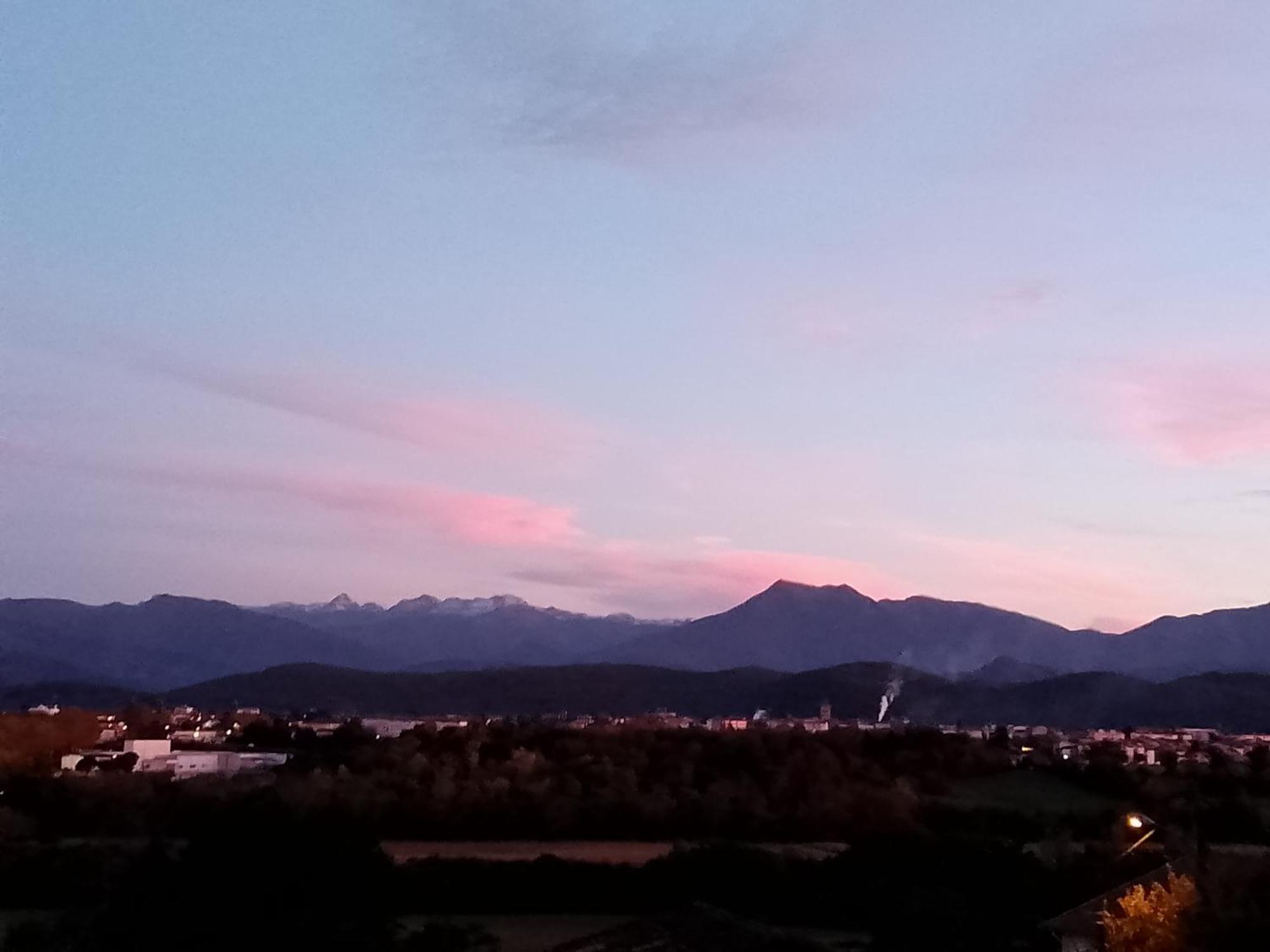 Pyrenees Vue Gite - Vues Fantastique, Parking Gratuit Sur Place & Piscine サン・ゴーダンス エクステリア 写真